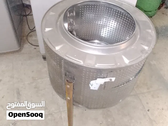 موقد حطب للرحلات يوضع الصاج عليه بشكل محكم مع باب وعلاقه قفل مرتفع عن الأرض 60سم