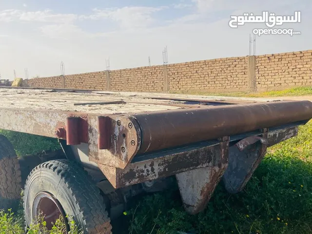 مقطورة صحراوية نقل ثقيل طول 11.5متر و عرض 3متر بها رول لكاو الفرشيلو