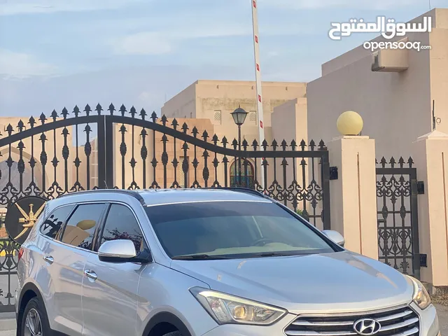 Hyundai Santa Fe GLS in Al Batinah