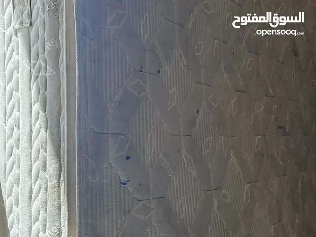 فرشة طبية انتركويل كينغ سايز مستعملة فترة بسيطة