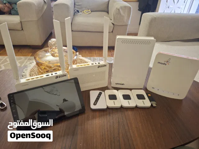 راوترات وماي فاي وشاشة سيارة