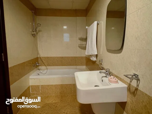 124 m2 2 Bedrooms Apartments for Rent in Manama Fateh