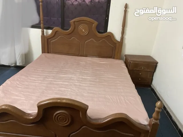 غرفة نوم نظيفة مو ناقصها شي مع فرشتها للبيع ب 125 دينار