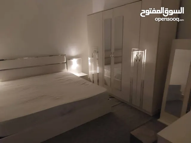 شقه مفروشه للإيجار ف المركبات حي الموده