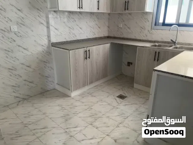 600 m2 Studio Apartments for Rent in Ajman Al Rashidiya