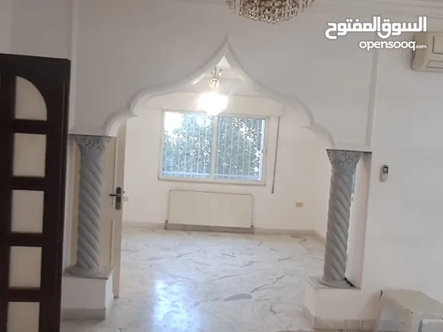 185 m2 3 Bedrooms Apartments for Sale in Amman Al Rabiah