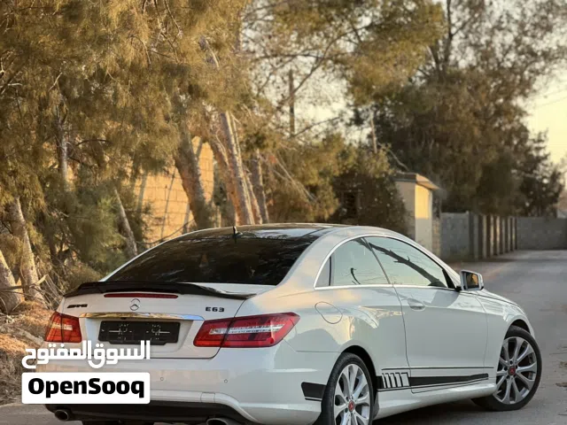 2011 مرسيدس بنز الفئة-E E 350