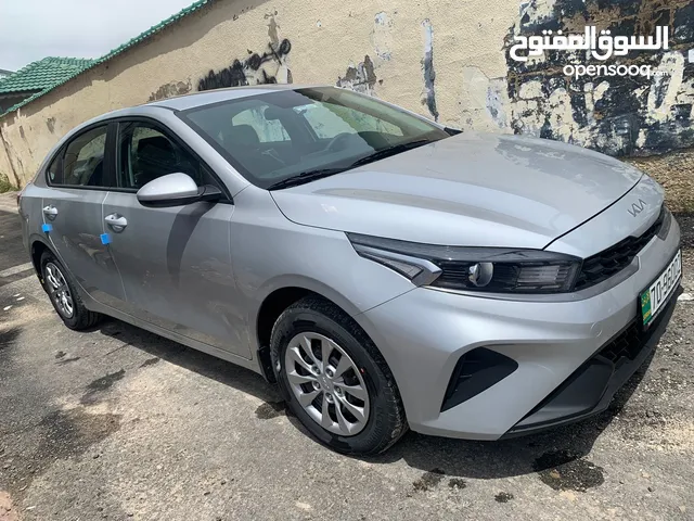 Sedan Kia in Amman