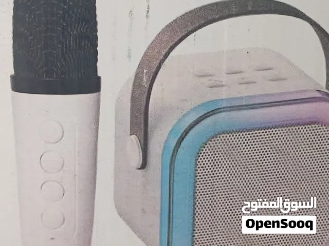 ميكروفونين و سماعة جديد حالة ممتازة جدا للبيع