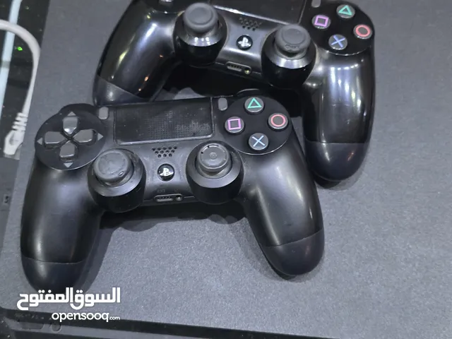 ps4 للبيع مستعمل نضافة تامة