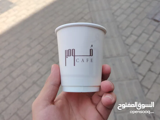 طباعة اكواب بوكسات ستكر لاصق بكج عبايا بنر بروشورات بروفايل كوبانات