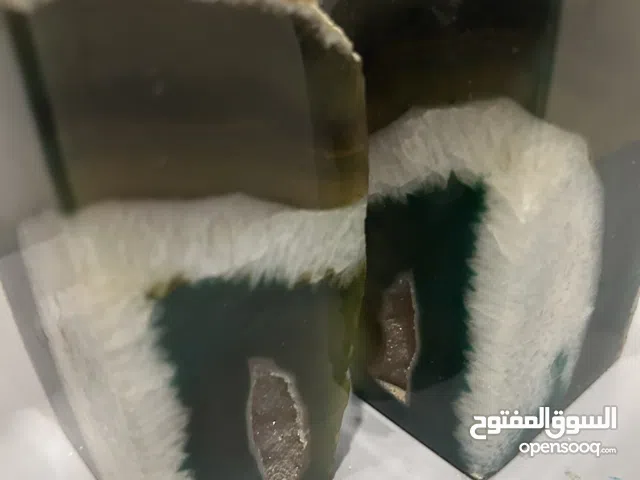 للبيع حجر جبلى