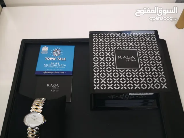 ساعة تيتان اصلي من الفضة
