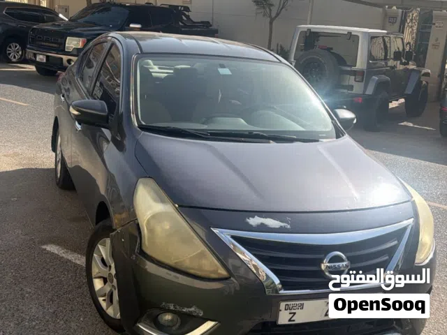 2015 نيسان صني SV