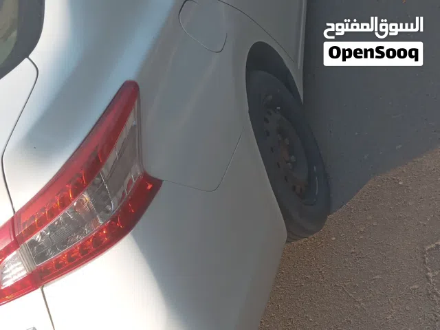 2014 نيسان سنترا SV
