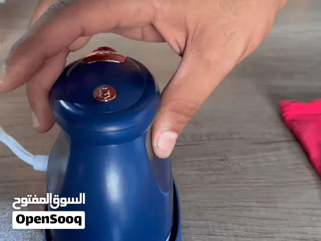 مكواة بخار كهربائية ليبرونيك LC-178A – تصميم ألماني الاستخدامات مخصصة لكوي جميع أنواع الأقمشة