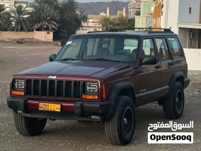 2000 جيب شيروكى