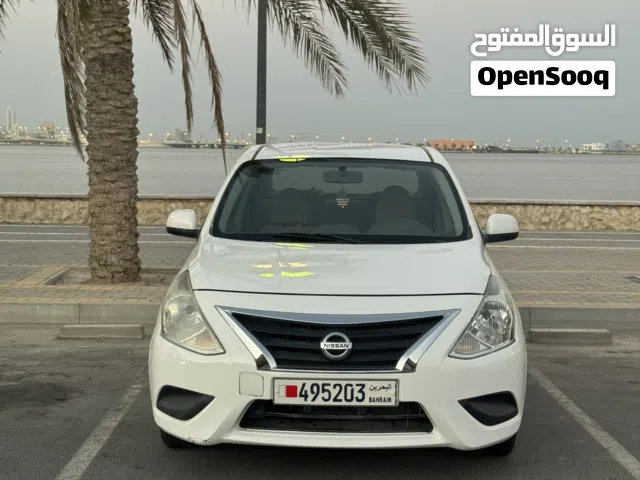2016 نيسان صني Standard