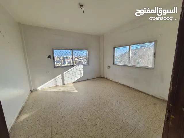 100m2 3 Bedrooms Apartments for Rent in Zarqa Al ghweariyyeh