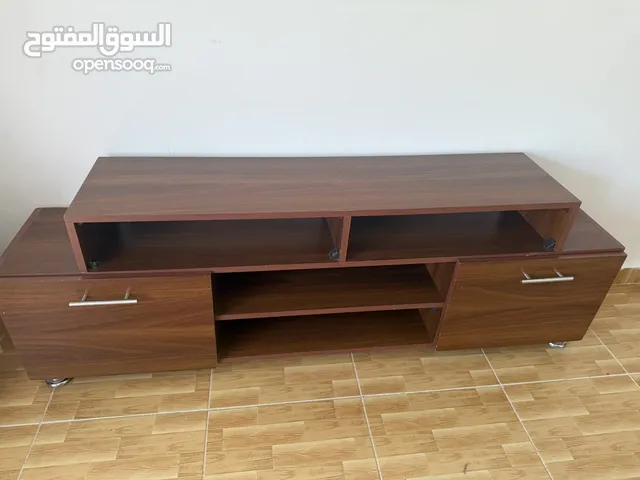 طاوله تلفزيون شبه جديده