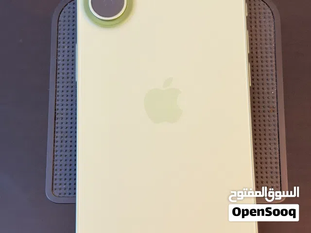 Iphone 17 green color