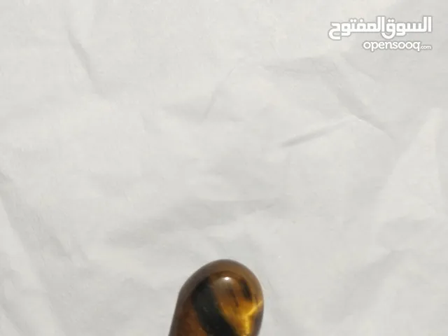 a beautiful realistic looking tigers eye. literally looks like a tigers eye. trust.