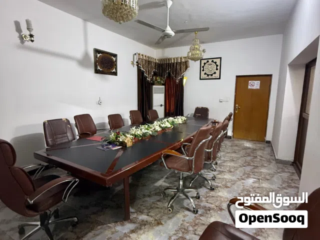 300 m2 5 Bedrooms Townhouse for Sale in Basra Tuwaisa