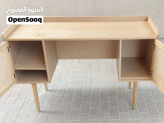 office table for sale in abu Dhabi