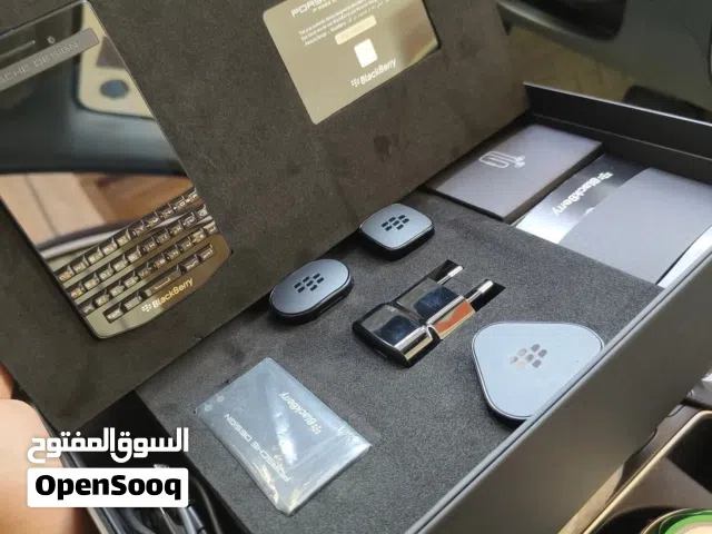 موبايل بلاك بيري بورش ديزاين