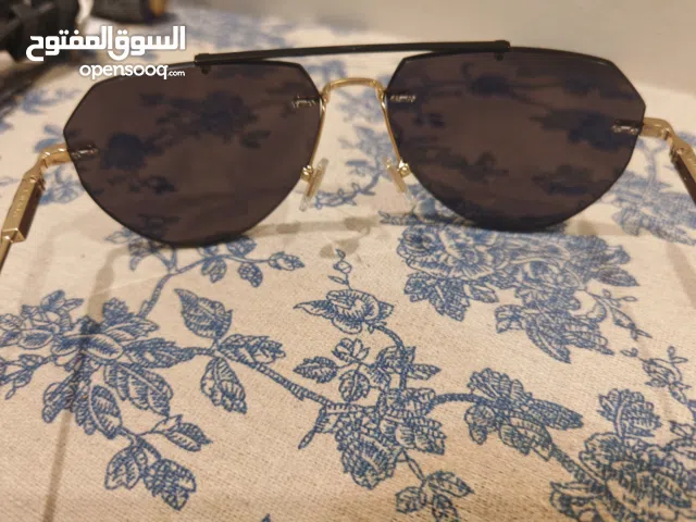 Police new sunglasses, uv rays protect