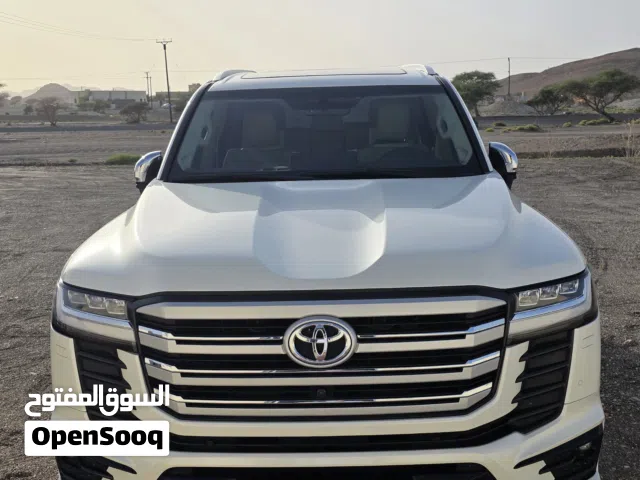 لاندكروزر تويوتا VXR موديل 2024