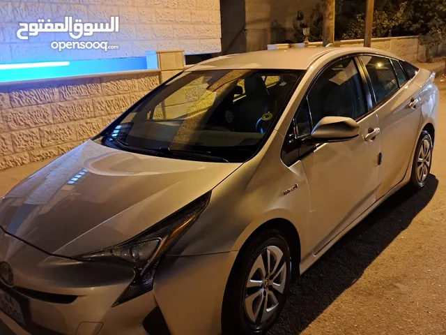 Used Toyota Prius in Amman