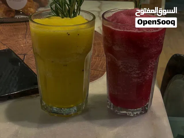 قهوة مختصه..كوفي .ايس كوفي.عصائر وكوكتيلات واسموزي وميلك شيك وموهيتو وحلي كريب وافل بان كيك وكنافه.