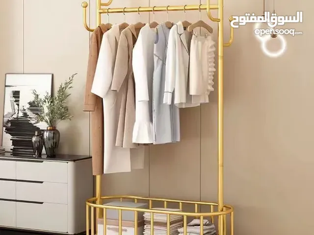 معلاق ذهبي متحرك