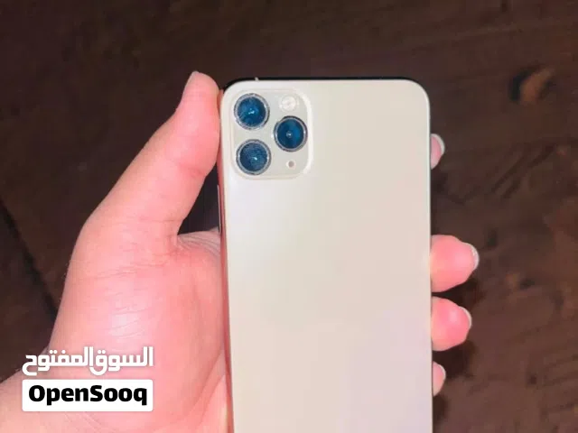 ايفون 11 بروماكس
