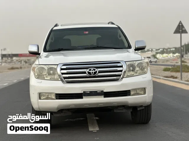 Toyota land cruiser V8 VXR 2010 GCC specsتويوتا لاندكروزر خليجي 8 سلندر في اكس ار.