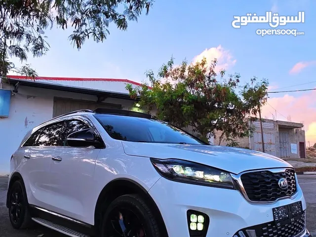 Used Kia Sorento in Hebron