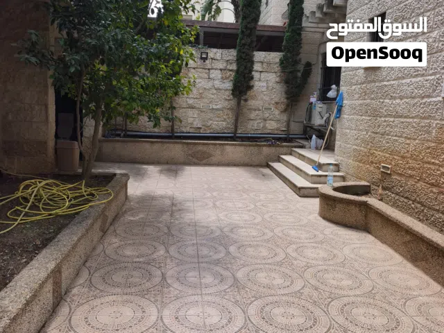 استوديو ارضي مدخل خاص حديقة خارجية  غرفة نوم صالة مطبخ حمام