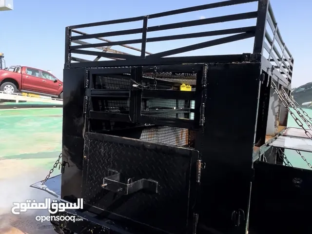 عرباية جر مقطورة ترولا