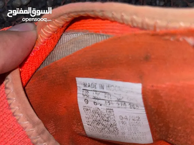 حذاء كوره اديداس