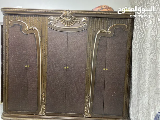 خرانة 6 أبواب