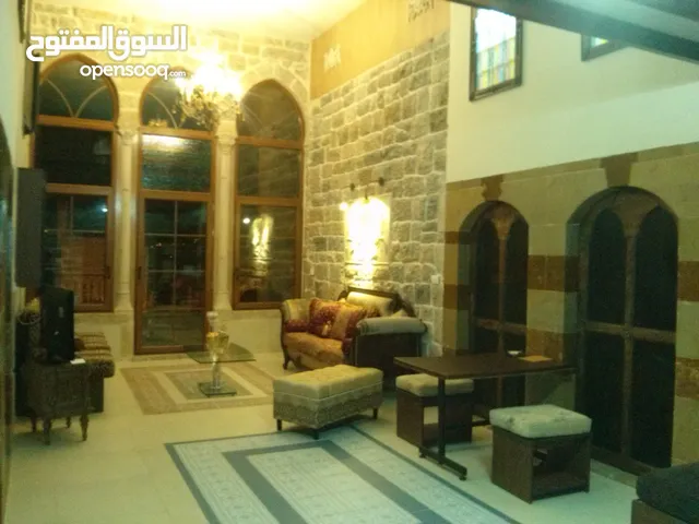 Traditional Museum Apartment 375 USD, furnished