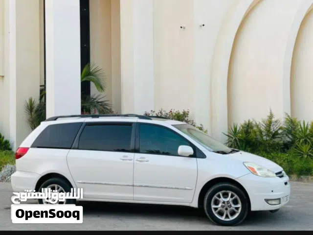 2005 تويوتا سيينا Limited