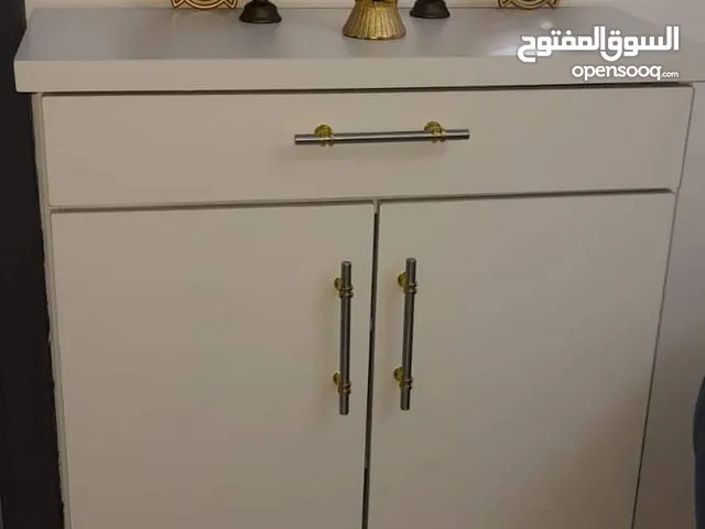 خزانه احذيه من المشغل إلى المستهلك مباشره