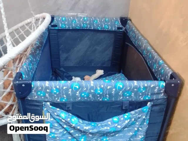سرير بيبي للبيع