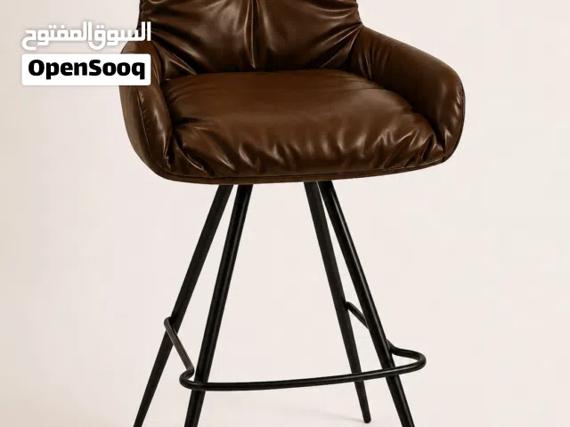 كرسي بار مريح شبه جديد