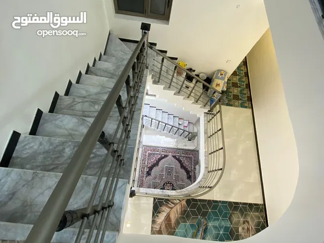 البيت للبيع