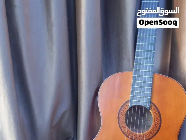 جيتار مستخدم غير أسبوع للمتدربين