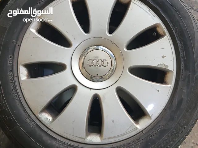 جنط اودي 16 اصلي مع اربع كوشوكات وكالة