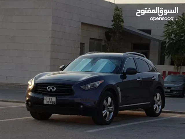 2009 إنفينيتي FX35 Standard